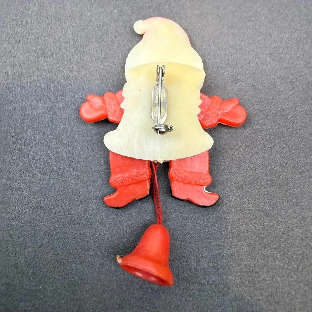 Avon Vintage Christmas Santa Pin Bell Dangle Kitsch Retro Brooch